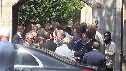 Cumhurbaşkanı Erdoğan ve Başbakan Yıldırım'dan Varank'ın Kabrine Ziyaret