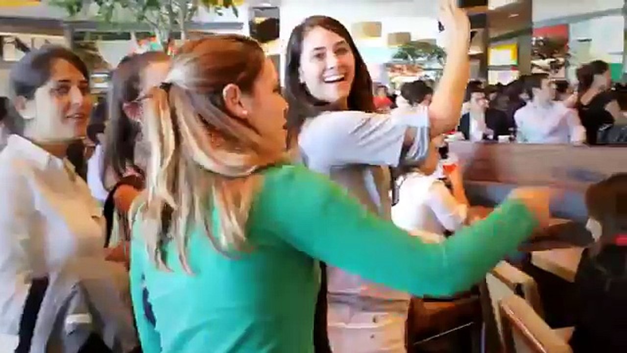 Flash Mob no Shopping Vila Olímpia