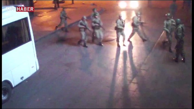 FETÖ'nün Türk Telekom Ulus binasını işgal görüntüleri ortaya çıktı