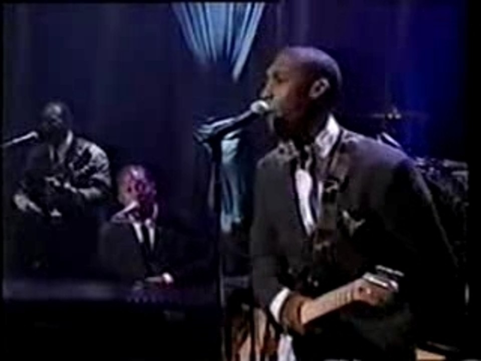 D'angelo and Raphael Saadiq On Chris Rock