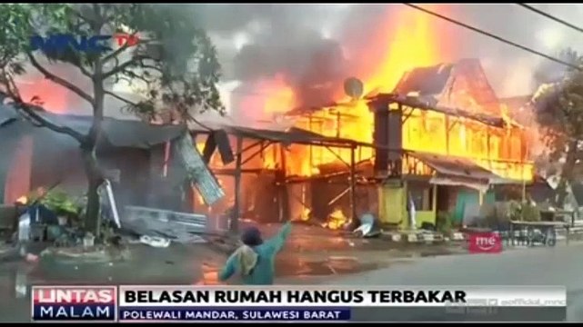 Belasan Rumah Terbakar di Polewali Mandar