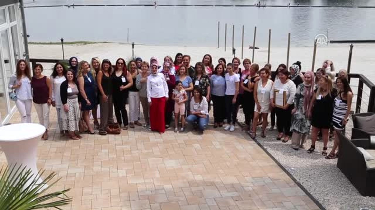 Almanya'da Yaşayan Türk Akademisyen ve Iş Kadınları Bir Araya Geldi