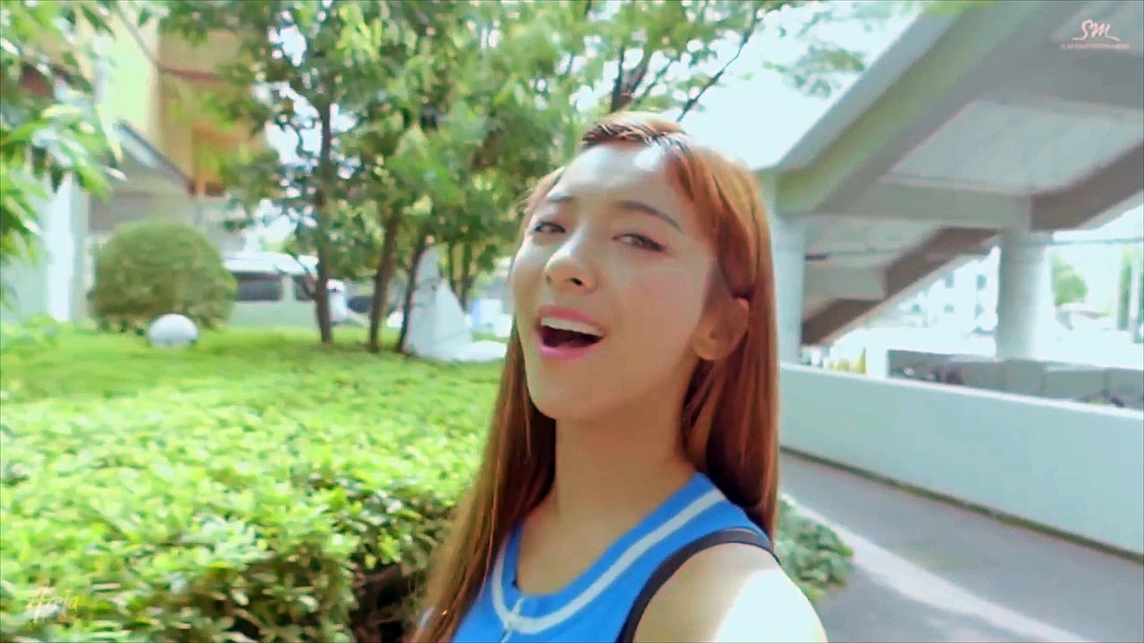f(x) ft.Te-z "All Mine" (Areia Kpop Remix)