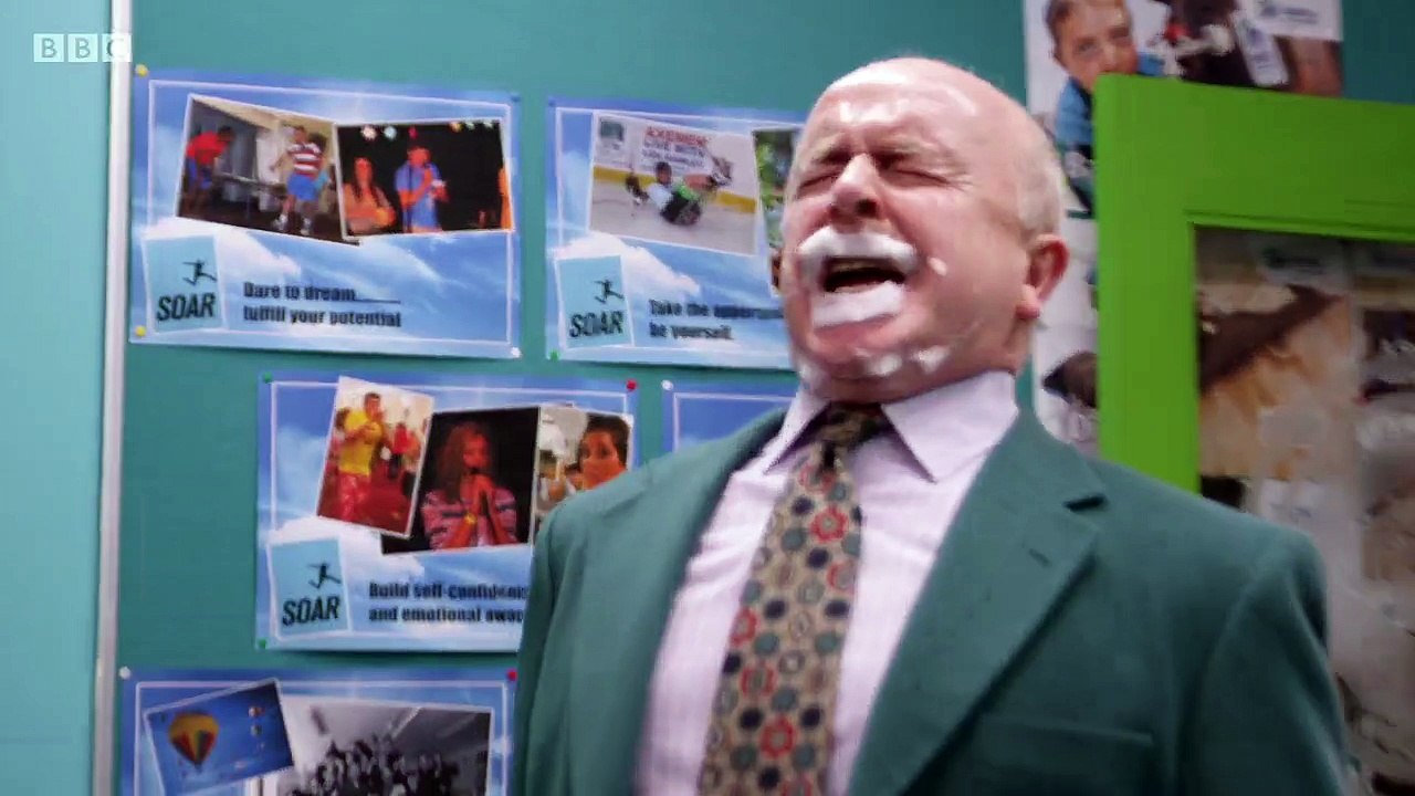 ROY.s03e10.Konnichi Roy