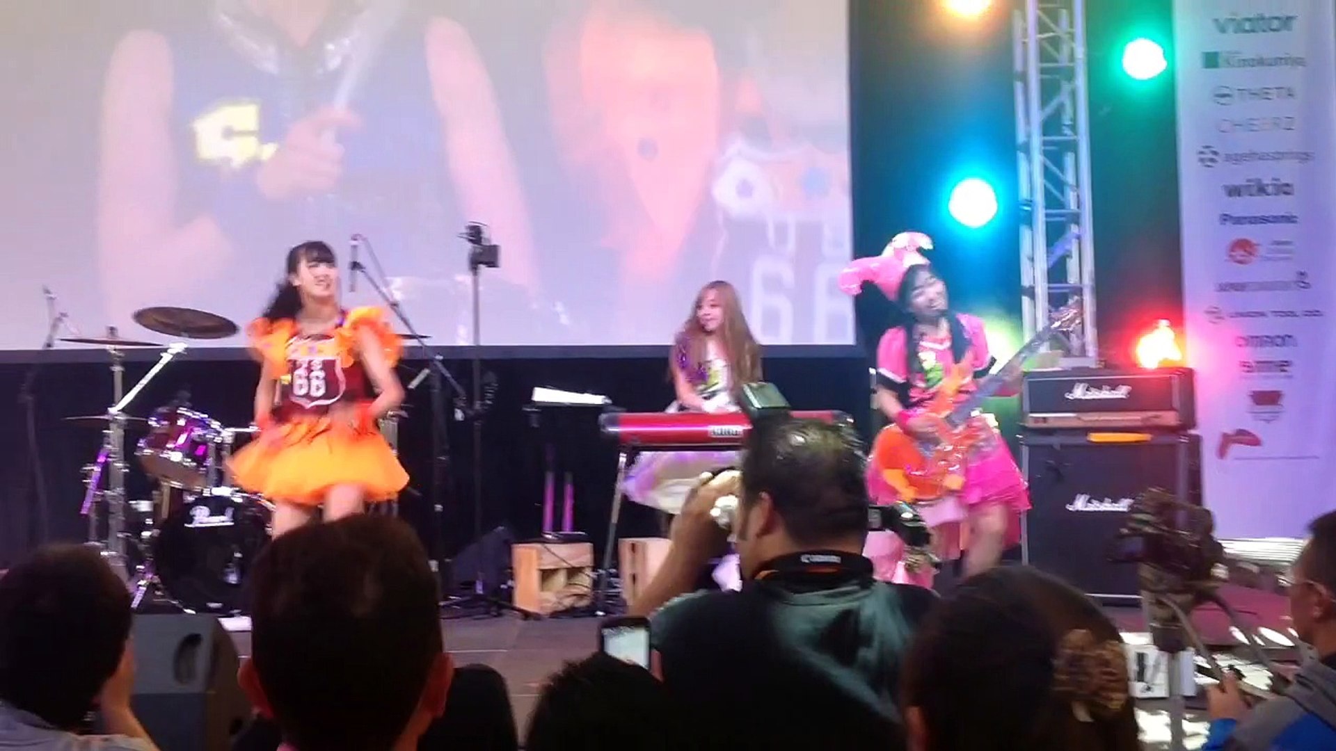 ⁣J-POP SUMMIT 2015