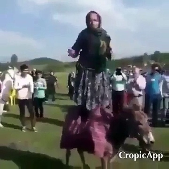 إمراة ذات 80 عاما  ترقص أحسن من هيفاء وهبي