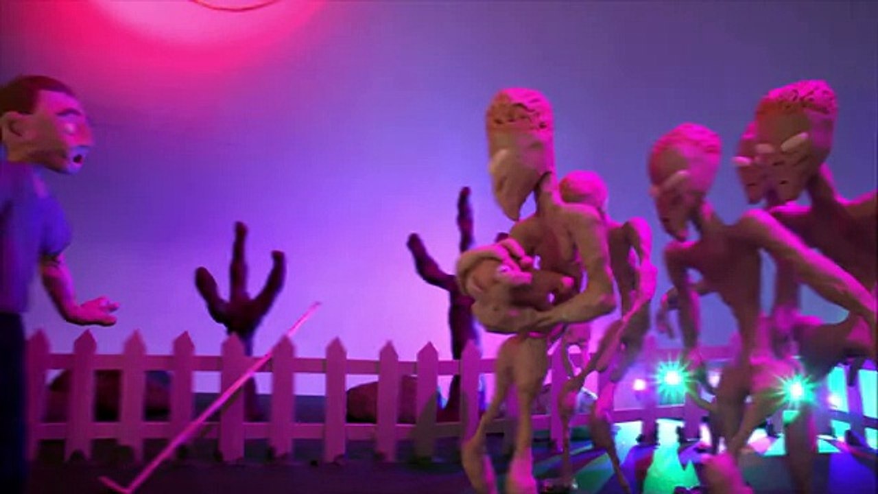 [Hoạt hình đất nặn kinh dị]  UFO kinh hoàng