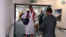 Rafael Nadal se cogne au plafond juste avant son match contre Muller...