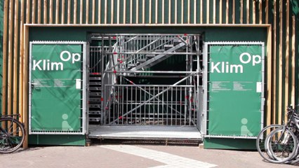 devant la gare de Maastricht