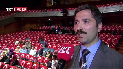 Hollanda'da yaşayan Türkler 15 Temmuz şehitlerini anıyor