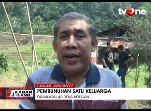 Reka Ulang Pembunuhan Satu Keluarga