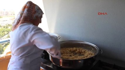 Diyarbakır Yaptığı Içli Köfteleri Istanbul, Ankara,izmir'e Gönderen Ev Hanımı Arslan'ın Hedefi...