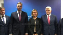 Samiti i Triestes, Hahn: Duhet zhvillimi ekonomik i Ballkanit - Top Channel Albania - News - Lajme