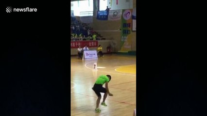 Primary school student breaks skipping world record