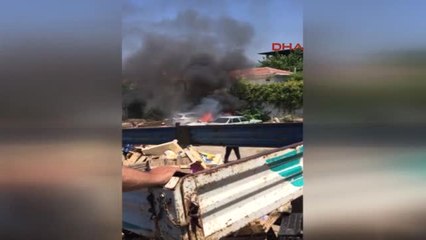Bursa Iznik'te Terk Edilen Otomobil Böyle Alev Aldı