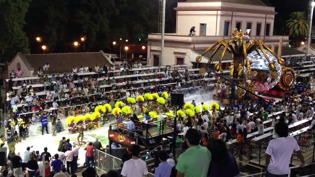 Vamos-Spanish-Academy-students-carnaval-gualeguaychu