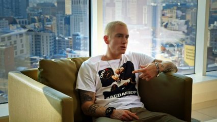 Tải video: Comment Eminem a été découvert par Dr Dre ? Images d'archives EXCLUSIVES