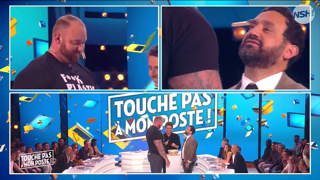 Cyril Hanouna - TPMP : son combat de pinces à l...