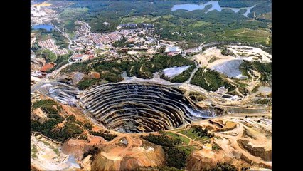 La Reina Isabel II al Descubierto (2-3)