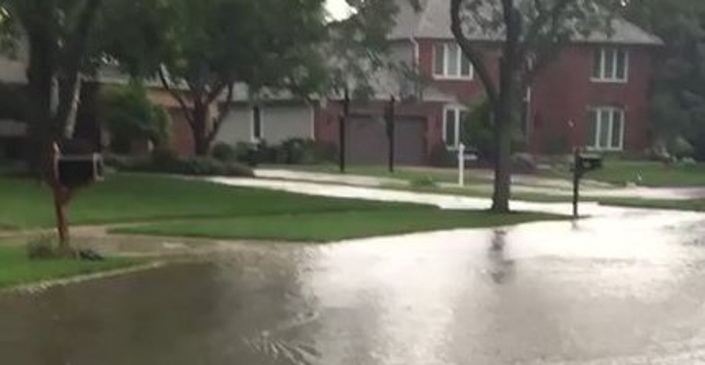 Heavy Rain Triggers Flash Flooding in Chicago Suburbs