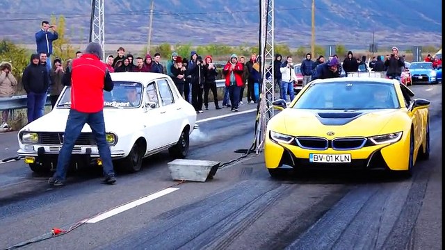 Bmw İ8 İle Kapışan Dacıa 1300
