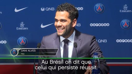 PSG - Dani Alves : "Paris me draguait depuis longtemps"