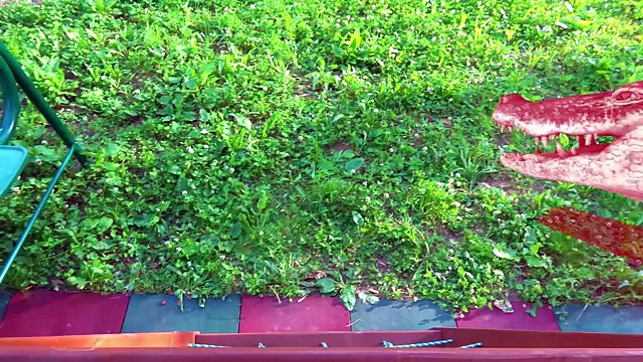 Learn Colors with BAD Baby JOHNY JOHNY Yes Papa Nursery Rhymes Song For Bad Kids & GIANT Crocodile