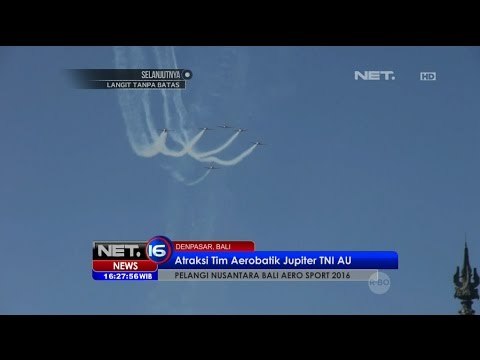 Tim Aerobatik Jupiter TNI AU Pukau Masyarakat Denpasar 18 Menit Nonstop - NET 16