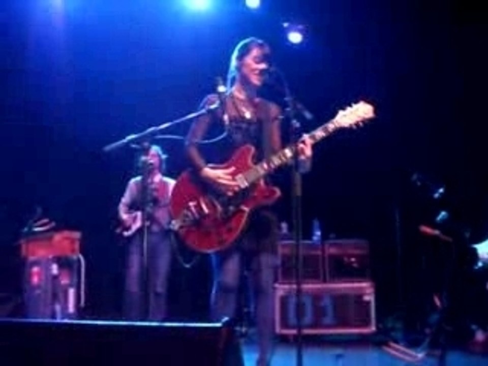 Concert Feist @Cirque Royal - 1,2,3,4