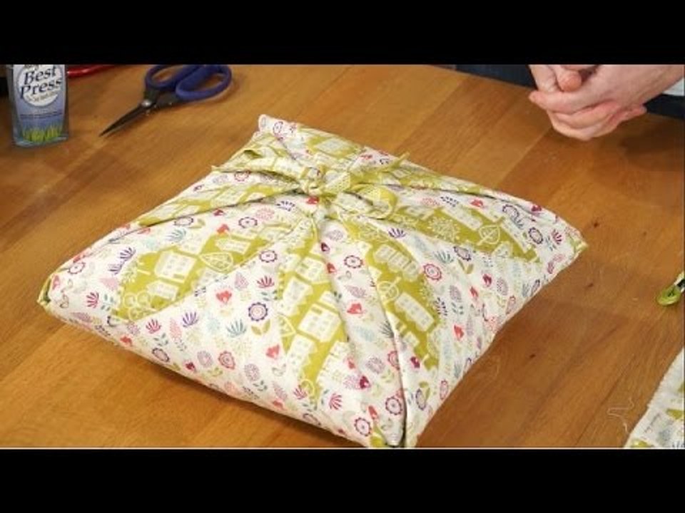 Folded Japanese Cushion with Sue Rhodes (taster video)