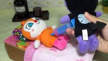 アンパンマン 病院 おもちゃ 注射で野菜に変身⁉︎★お医者さんごっこでバイキンマンがいたずら❤︎メロンパンナ ドキンちゃん アンパンマンが大変だ！ぬいぐるみ人形おもちゃアニメ anpanman