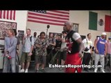 Floyd Mayweather Makes 1K a min watching basketball