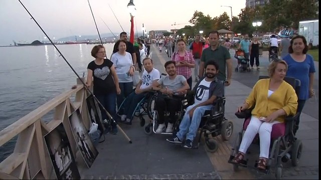 Görmeyen Gözler Balık Tutmak İçin Yarıştı