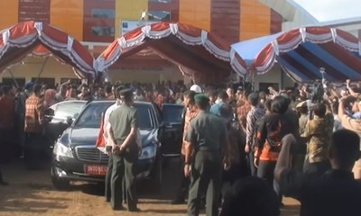 Presiden Jokowi Resmikan Pasar Baru di Maros