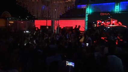 Bodrum Gümbet'te Yıldız Tilbe ve Bengü Rüzgarı