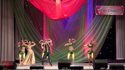 Russians  Dance on bollywood song Chammak Challo.