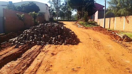 Gobernación construye empedrado en calle Proyectada del Barrio San Miguel Curuguaty
