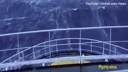 ทะเลไม่ได้สวยอย่างที่คิด! ชมคลิป วินาทีคลื่นยักษ์ปิศาจสูง30เมตรโถมถล่มเรือ (ความรู้ฟิสิกส์ เรื่อง คลื่น)