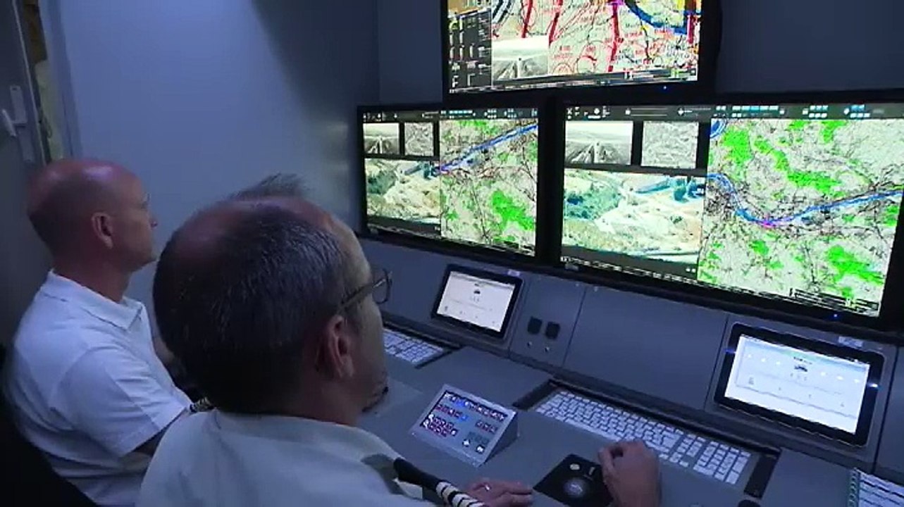 Défilé du 14-Juillet : un drone high-tech sur les Champs-Elysées