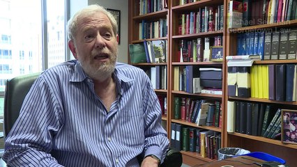 Putin tries to woo Russian teens with live TV show