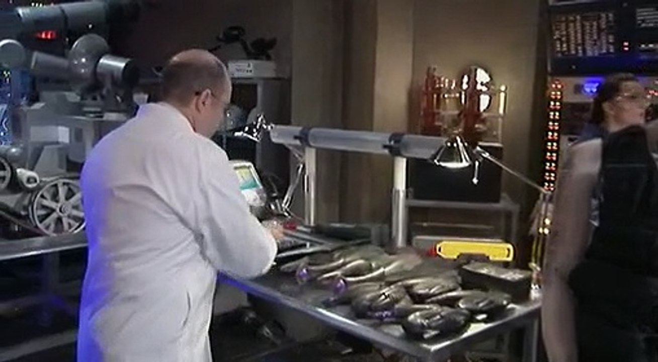Stargate SG-1 - S 7 E 17 - Heroes - Part 1