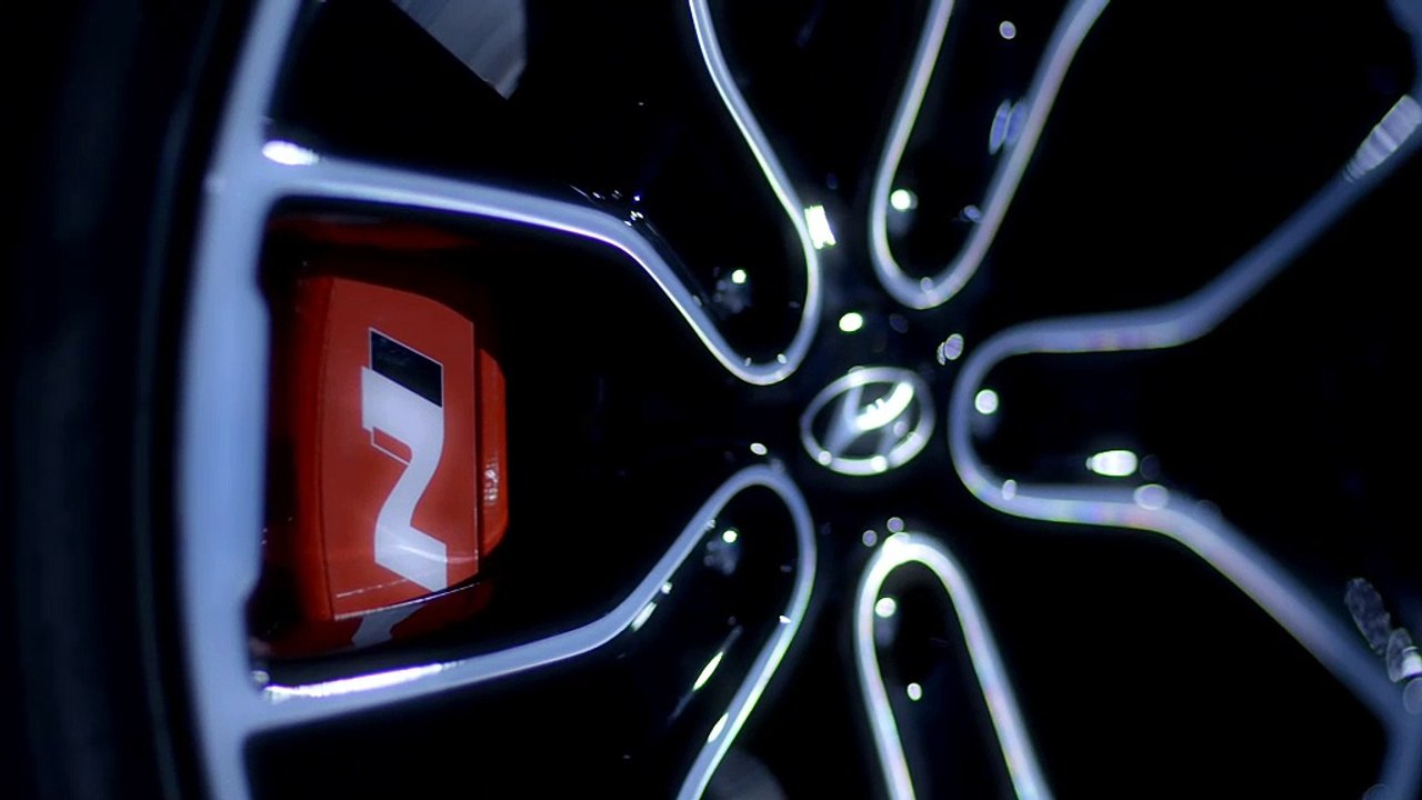 La Hyundai i30 N haute performance adore les virages serrés