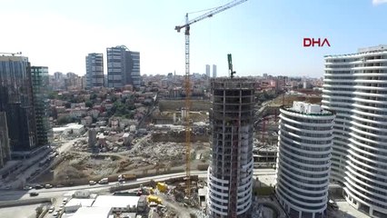 Fikirtepe'de Rezidanslarla Tek Katlı Gecekondular Komşu Oldu;vatandaş Toz, Topraktan Şikayetçi