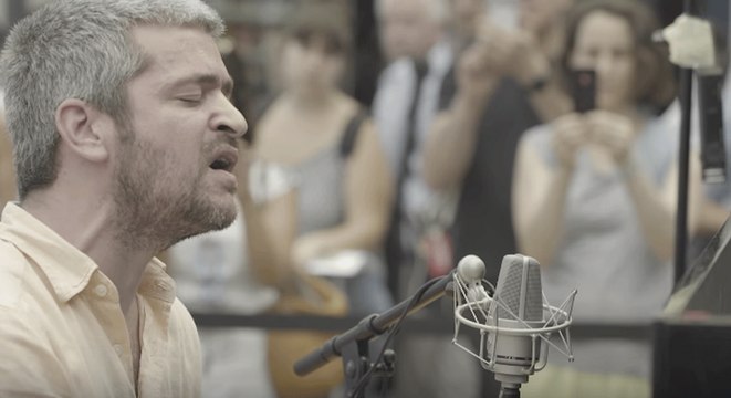 Grégoire Cover & Station - Don’t look back in anger (Oasis cover)