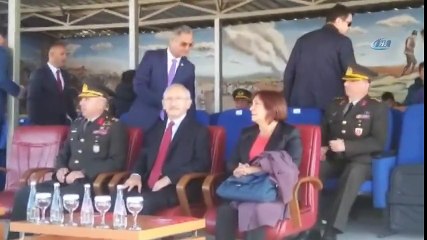 Kılıçdaroğlu, Oğlunun Yemin Törenine Katıldı