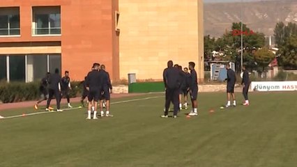 Kayserispor Teknik Direktörü Sumudica "Hayale Kapılmayalım"