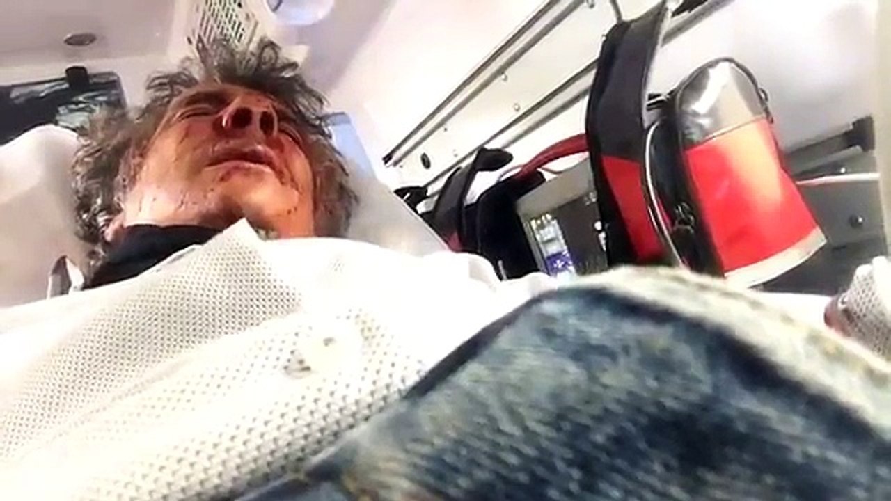 عاجل2 قبل إعتداء رشيد نكاز من إبن سعيداني شوف الحقرة شوف يكلوا في رزقنا ويضربوا فينا والحكومة تشوف