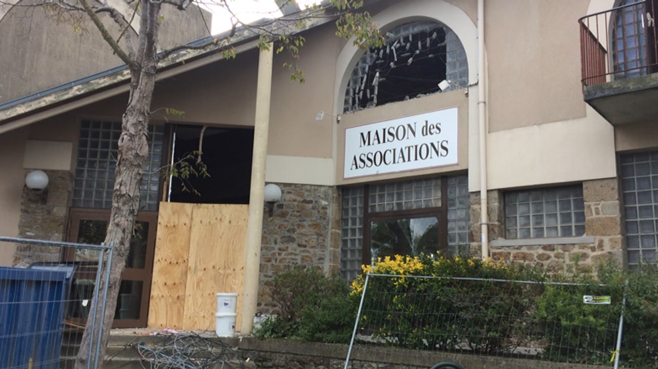 La maison des associations est en cours de démolition