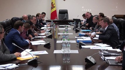 Şedinţa nr. 4 (partea 1) a Comisiei pentru constituirea circumscripţiilor uninominale