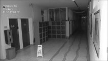 Phénomènes paranormaux flippants filmé dans un collège - poltergeist